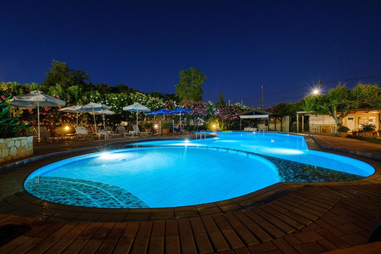 Lefka Apartments Parigoria Eksteriør bilde
